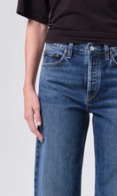 Load image into Gallery viewer, AGOLDE Arc Jean