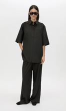 Load image into Gallery viewer, CAMILLA AND MARC Winslow Short Sleeve Shirt