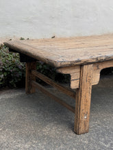 Load image into Gallery viewer, Chinese Coffee Table