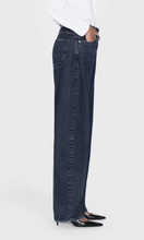 Load image into Gallery viewer, FRAME The Bubble