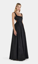 Load image into Gallery viewer, HANSEN & GRETEL Aubrey Gown