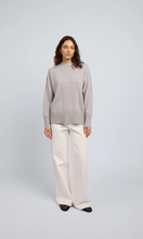 Load image into Gallery viewer, HUNTLY Flora Slouchy Crew