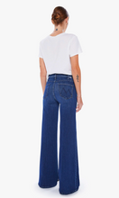 Load image into Gallery viewer, MOTHER DENIM | The Hustler Roller Sneak