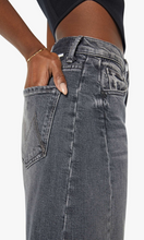 Load image into Gallery viewer, MOTHER DENIM The Half Pipe Flood