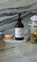 Load image into Gallery viewer, MURCHISON-HUME Superlative Hand Soap In Original Fig at Amara Home