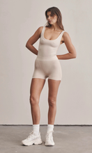 Load image into Gallery viewer, NAGNATA Classic Wool Micro Short