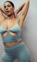 Load image into Gallery viewer, NAGNATA Splice Wool Crop