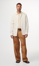 Load image into Gallery viewer, NN .07 Enzo Classic Collar Linen Shirt
