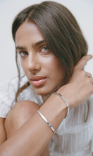Load image into Gallery viewer, PORTER Dylan Bangle Silver - Celestial Clear