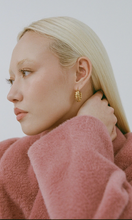 Load image into Gallery viewer, PORTER Turtle Hoops - Gold