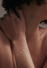 Load image into Gallery viewer, SAINT VALENTINE | Floating Stone Bracelet Silver