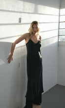 Load image into Gallery viewer, SILK LAUNDRY 90s Slip Dress