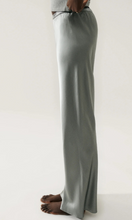 Load image into Gallery viewer, SILK LAUNDRY Bias Cut Pants