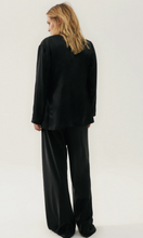 Load image into Gallery viewer, SILK LAUNDRY Relaxed Blazer