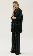 Load image into Gallery viewer, SILK LAUNDRY Relaxed Blazer