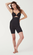 Load image into Gallery viewer, SPANX OnCore High-Waisted Mid-Thigh Short