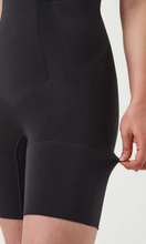 Load image into Gallery viewer, SPANX OnCore High-Waisted Mid-Thigh Short