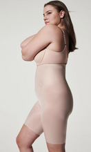 Load image into Gallery viewer, SPANX | Thinstincts 2.0 High-Waisted Mid-Thigh Short