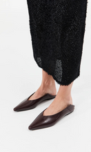 Load image into Gallery viewer, ST. AGNI Classic Fold Flat