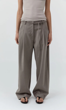 Load image into Gallery viewer, ST. AGNI Tailored Barrel Pants