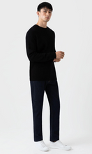 Load image into Gallery viewer, SUNSPEL Lambswool Crew Neck Jumper
