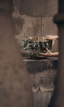 Load image into Gallery viewer, THE FOUNDRY Luxorion Vase Marmor
