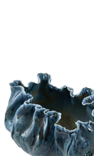 Load image into Gallery viewer, THE FOUNDRY Luxorion Vase Cyaneus SAINTE