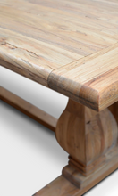 Load image into Gallery viewer, Valentino Dining Table