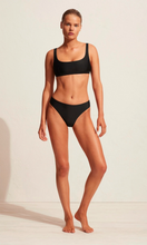 Load image into Gallery viewer, MATTEAU | The Nineties Crop Top | Black