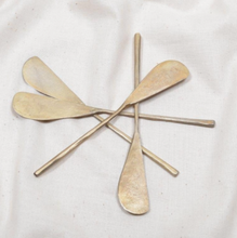 Load image into Gallery viewer, TAPAS | Brass Spreader