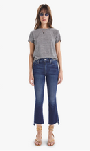 Load image into Gallery viewer, MOTHER DENIM | The Insider Crop Step Fray