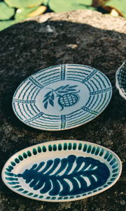 ALEX AND TRAHANAS Foglia Ceramic Oval Serving Platter