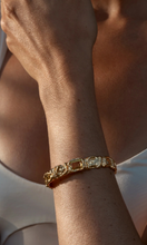 Load image into Gallery viewer, AMBER SCEATS Orchid Bracelet
