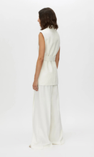 Load image into Gallery viewer, CAMILLA AND MARC Cypress Vest
