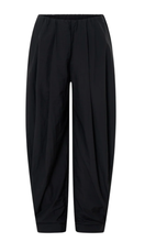 Load image into Gallery viewer, CAMILLA AND MARC Rhia Balloon Leg Pant
