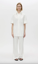 Load image into Gallery viewer, CAMILLA AND MARC Winslow Short Sleeve Shirt
