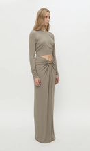Load image into Gallery viewer, CHRISTOPHER ESBER Bezel Quartz Long Sleeve Top
