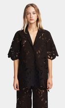 Load image into Gallery viewer, HANSEN &amp; GRETEL Loretta Lace Shirt
