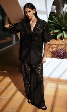 Load image into Gallery viewer, HANSEN &amp; GRETEL Loretta Lace Shirt
