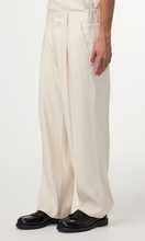 Load image into Gallery viewer, NN .07 Kay Relaxed Fit Linen Blend Trouser
