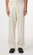 Load image into Gallery viewer, NN .07 Kay Relaxed Fit Linen Blend Trouser
