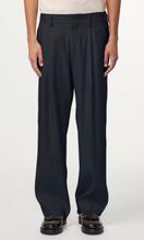 Load image into Gallery viewer, NN .07 Kay Relaxed Fit Linen Blend Trouser
