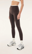 Load image into Gallery viewer, P.E. NATION | Vita Full Length Legging
