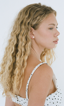 Load image into Gallery viewer, PORTER Round Studs 1ct Gold
