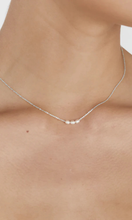 Load image into Gallery viewer, SAINT VALENTINE Mini Pearl Necklace Silver
