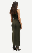 Load image into Gallery viewer, SAMSØE SAMSØE Sunna Dress

