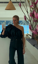 Load image into Gallery viewer, ARTCLUB | Mariposa Blouse
