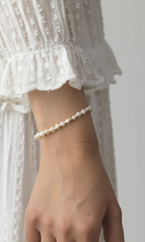 Load image into Gallery viewer, ANNI LU | Stellar Bracelet | Gold
