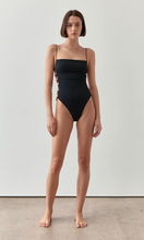 Load image into Gallery viewer, ZIAH Bravo Chain One Piece
